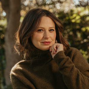 Photo of Katie Lowes